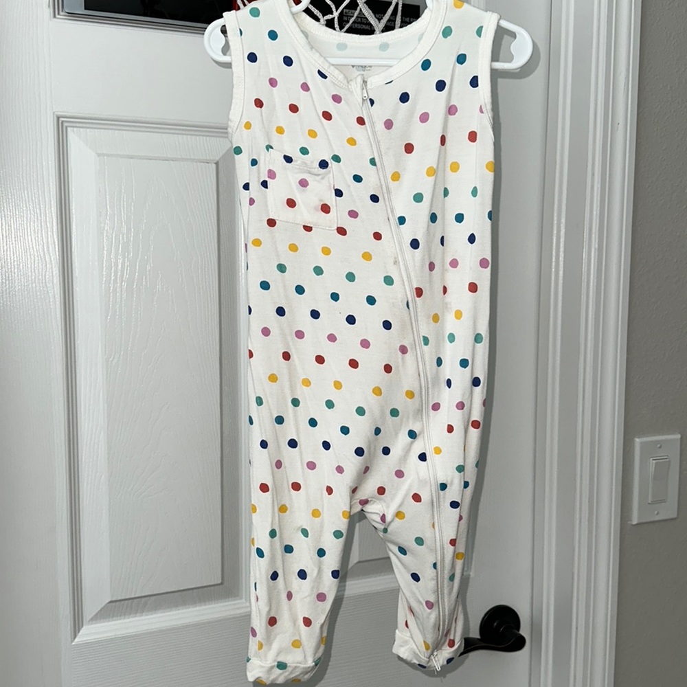 Kyte baby Sleeveless zippered romper 4T